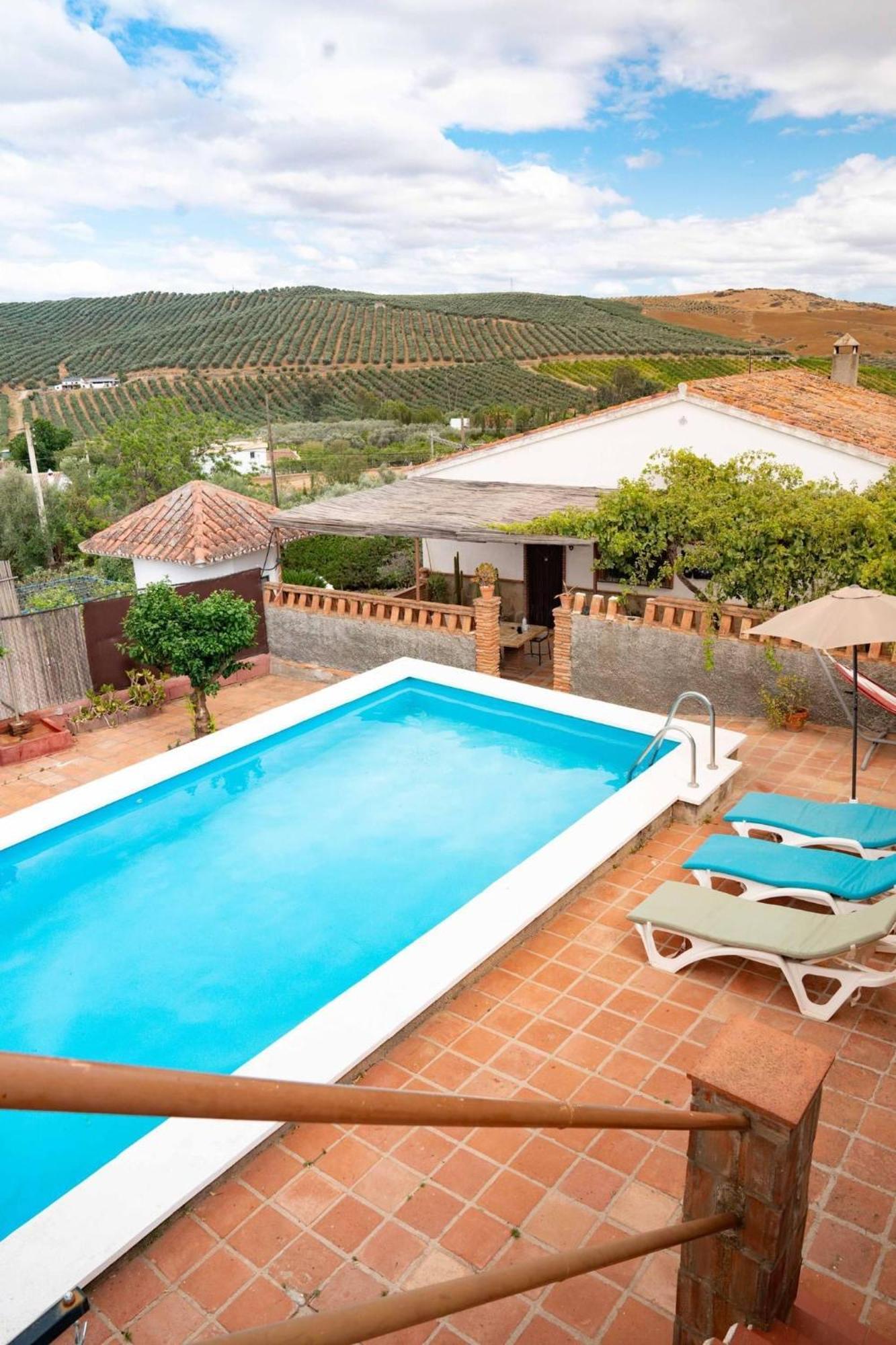 Сasa de vacaciones Gated Private With Large Pool