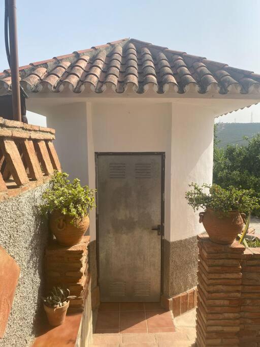 Сasa de vacaciones Gated Private With Large Pool Málaga